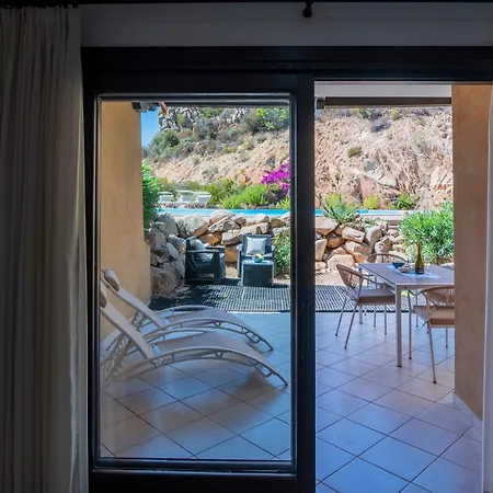 Apartmán Emmita's - Relax Among Red Rocks And Pool Costa Paradiso