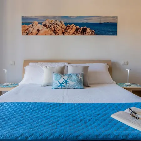 Emmita's - Relax Among Red Rocks And Pool Apartmán