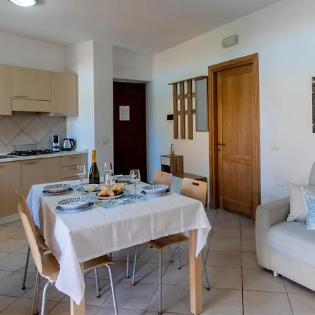 Emmita's - Relax Among Red Rocks And Pool *