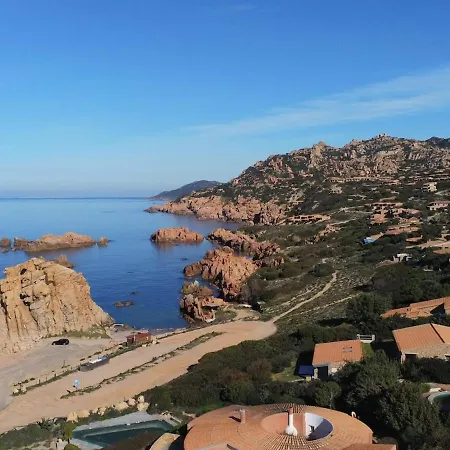 Emmita's - Relax Among Red Rocks And Pool