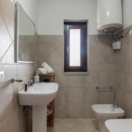 Emmita's - Relax Among Red Rocks And Pool * Costa Paradiso