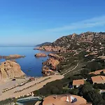 Emmita's - Relax Among Red Rocks And Pool