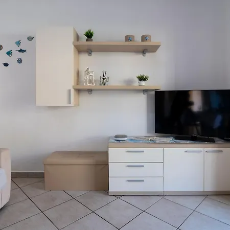 Апартаменты Emmita's - Relax Among Red Rocks And Pool