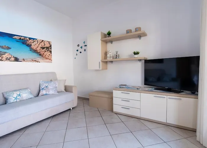 Emmita's - Relax Among Red Rocks And Pool