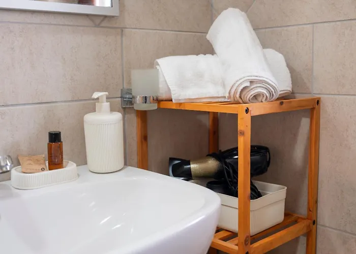 Апартаменты Emmita's - Relax Among Red Rocks And Pool Коста-Парадисо