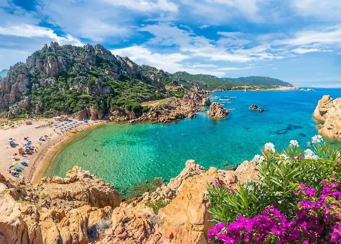 Апартаменты Emmita's - Relax Among Red Rocks And Pool Коста-Парадисо